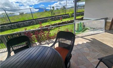 VENTA DE CASA EN BOQUETE CERCADA