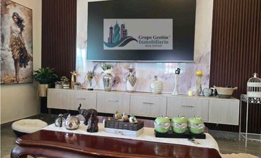 VENTA DE CASA EN BOQUETE CERCADA