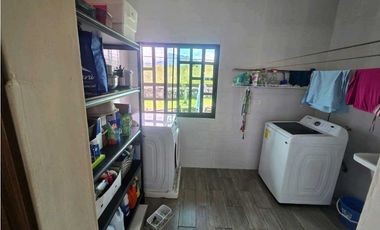 VENTA DE CASA EN BOQUETE CERCADA