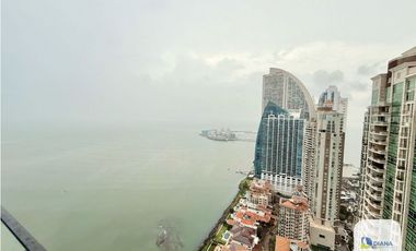 Venta de apartamento frente al mar