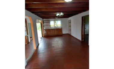 SE VENDE CABAÑA  996.07 M2