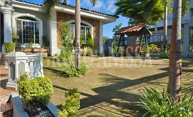 Se Vende Impresionante Casa en Club del Golf - Brisas del Golf