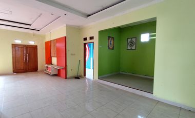 Rumah Bagus 2 Lantai Siap Huni di Pusat Kota Cianjur