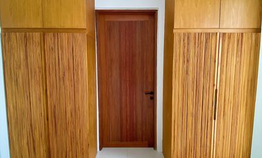 Villa Mewah Tropis Luas dan Elegan di Jantung Central Canggu Bali