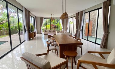 Villa Mewah Tropis Luas dan Elegan di Jantung Central Canggu Bali