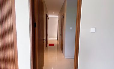 Villa Mewah Tropis Luas dan Elegan di Jantung Central Canggu Bali