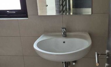 Disewakan Rumah Siap Huni Sumarecon Crown Gading - Bekasi Bekasi