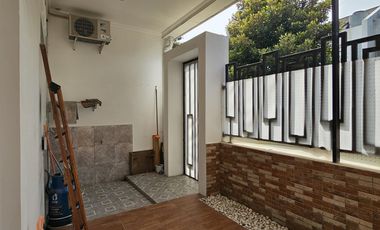 Sewa Rumah 2 Lantai di Grand Taruma Karawang Barat, 110 Juta/Tahun!