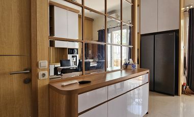 Sewa Rumah 2 Lantai di Grand Taruma Karawang Barat, 110 Juta/Tahun!