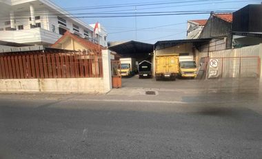 Gudang murah di dekat jalan wates di jual cepat