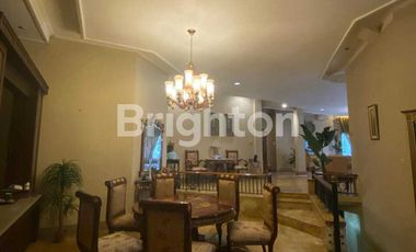 RUMAH MEWAH 2 LANTAI FURNISH