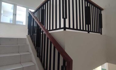 DISEWAKAN RUMAH 2 LANTAI DI KOTA WISATA CIBUBUR