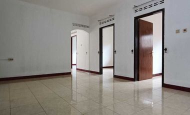 Di Sewakan Rumah Pinggir Jalan Besar 5 Menit Kampus Unsoed Purwokerto