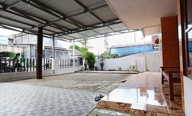 Di Sewakan Rumah Pinggir Jalan Besar 5 Menit Kampus Unsoed Purwokerto