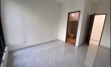 Rumah Baru Tengah Kota Area Jln Brigjend Katamso dkt Malioboro, Alkid
