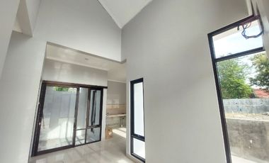 Rumah Cluster Elite Modern Scandinavian Ready Stock Banjarsari Solo