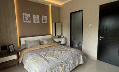 RUMAH 2 LANTAI LOKASI STRATEGIS DI SAWANGAN DEPOK FREE PPN DAN CANOPY