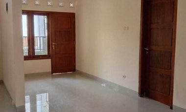 Rumah Murah Cocok Hunian Dan Kantor Area Seturan Dekat Upn Dan Ykpn