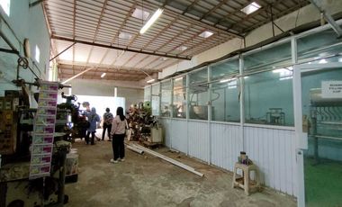 DI JUAL PABRIK PINGGIR JALAN RAYA MUSTIKA JAYA  BEKASI