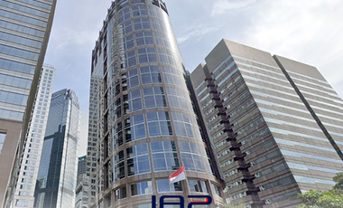 Sewa Kantor Menara Sudirman Luas 300 M2 Furnished Dekat MRT Senayan