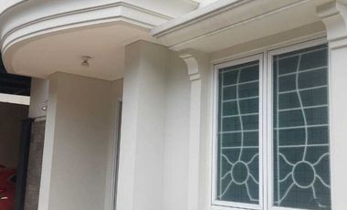 Rumah 2 Lantai Hook Bisa Untuk Kantor di Pondok Bambu Jakarta Timur