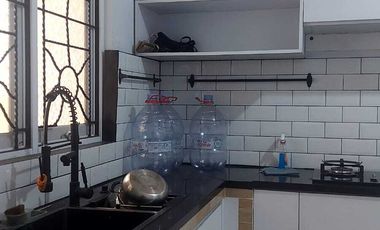 Rumah 2 Lantai Hook Bisa Untuk Kantor di Pondok Bambu Jakarta Timur