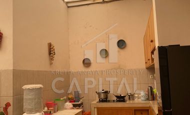 RUMAH NYAMAN 3 LANTAI SIAP HUNI SEMI FURNISHED SAYAP GEGERKALONG