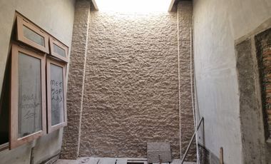 Rumah Baru Klasik Mewah 1 Lt di Sumber Solo Kota