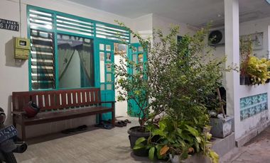 Rumah Tinggal Lokasi Strategis Dekat Kebun Binatang Gembira loka