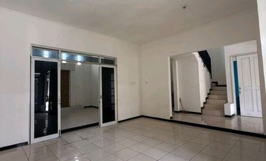 Rumah Hunian di Sayap Jalan Pesantren, Cimahi Ref.04896