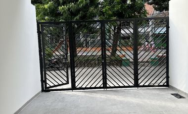 Hunian Ekslusif Brand New 3 Lantai Tanjung Duren Barat Jakarta Barat