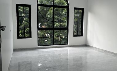 Hunian Ekslusif Brand New 3 Lantai Tanjung Duren Barat Jakarta Barat
