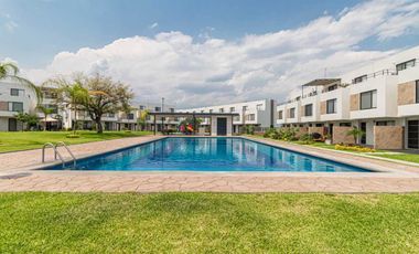 Casa en Venta de 3 Habitaciones, Alberca y Amenidades con Seguridad 24hrs