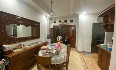 Dijual Rumah luas Pinggir Jalan di Harapan Baru Regency, Bekasi