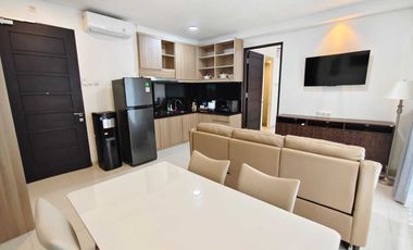 hotel baru di seminyak kuta,lokasi strategis,dkt sunset road
