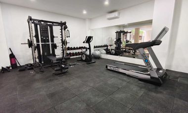 hotel baru di seminyak kuta,lokasi strategis,dkt sunset road