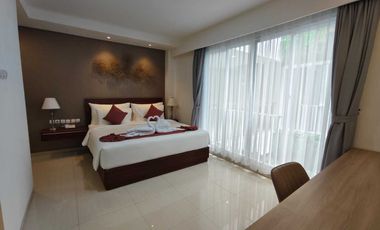 hotel baru di seminyak kuta,lokasi strategis,dkt sunset road