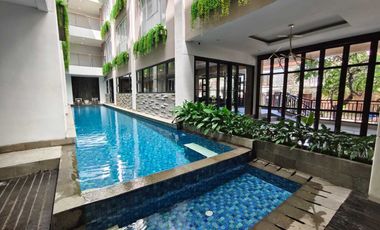 hotel baru di seminyak kuta,lokasi strategis,dkt sunset road