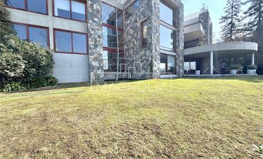 Casa en Arriendo en ESPECTACULAR MEDITERRANEA EN PUNTA DE AGUILA