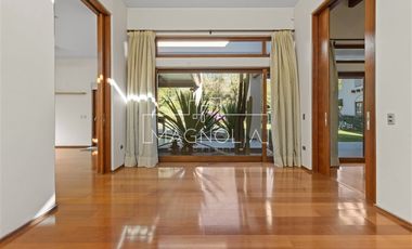 Casa en Arriendo en PADRE SERGIO CORREA