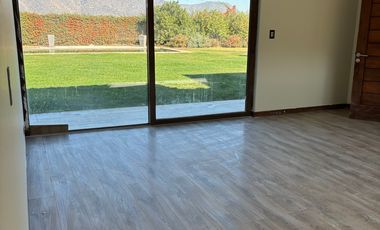 CASA COMERCIAL EN ARRIENDO 6D 4B