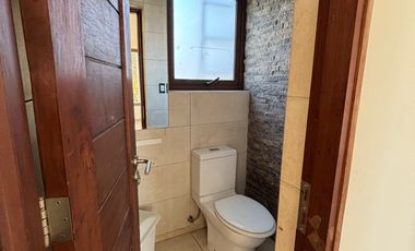 CASA COMERCIAL EN ARRIENDO 6D 4B