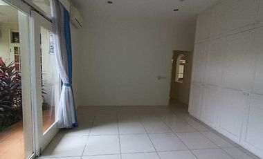 Disewakan Cepat Rumah Bagus Semi Furnished Di Kemang, Jakarta Selatan