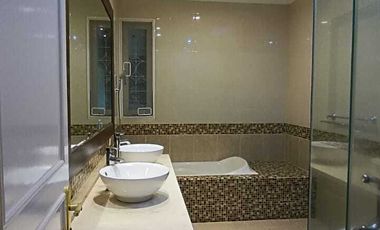 Disewakan Cepat Rumah Bagus Semi Furnished Di Kemang, Jakarta Selatan