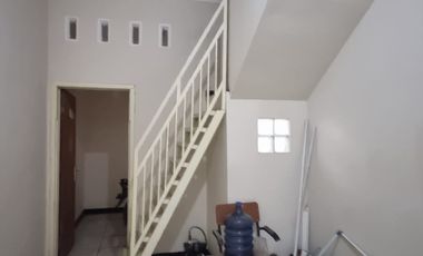 Disewakan rumah di nginden surabaya timur