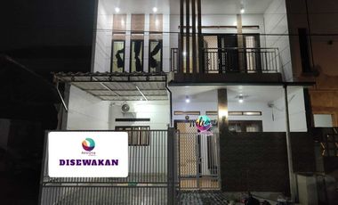 Rumah 4 KT Kondisi Rapih di Prima Harapan Samping Summarecon Bekasi