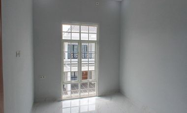 Rumah Baru 2 lt Siap Huni Ready unit di Cluster Malangjiwan