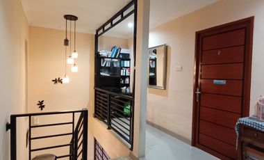 DIJUAL Rumah 2 lantai Semi Furnished KDA Batam Centre