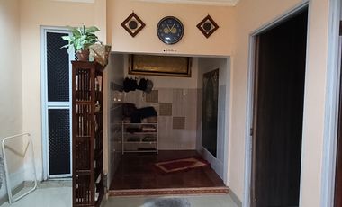 DIJUAL Rumah 2 lantai Semi Furnished KDA Batam Centre