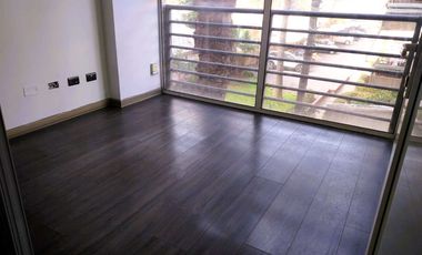 Linda Oficina, vista interna, ubicacion, servicios todos